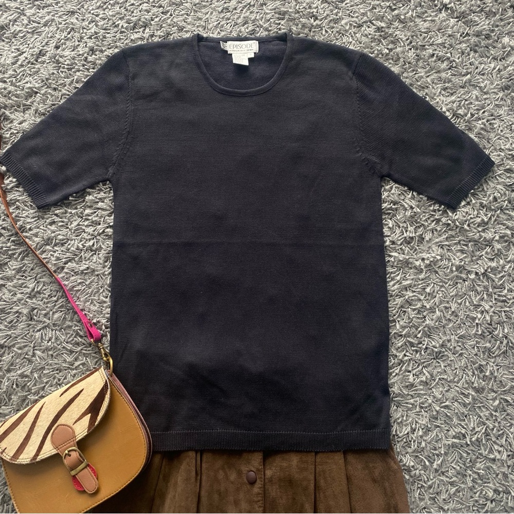 ❌ SOLD- Vintage Silk Short Seeve Knit Tee